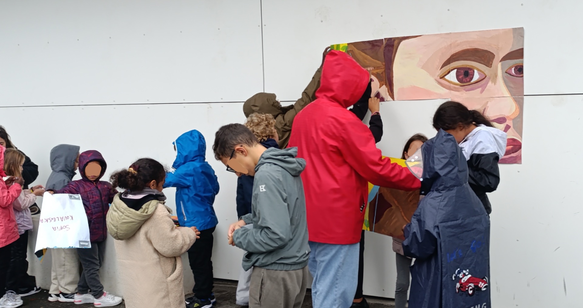 Atelier artistique collectif autour des mathématiciennes