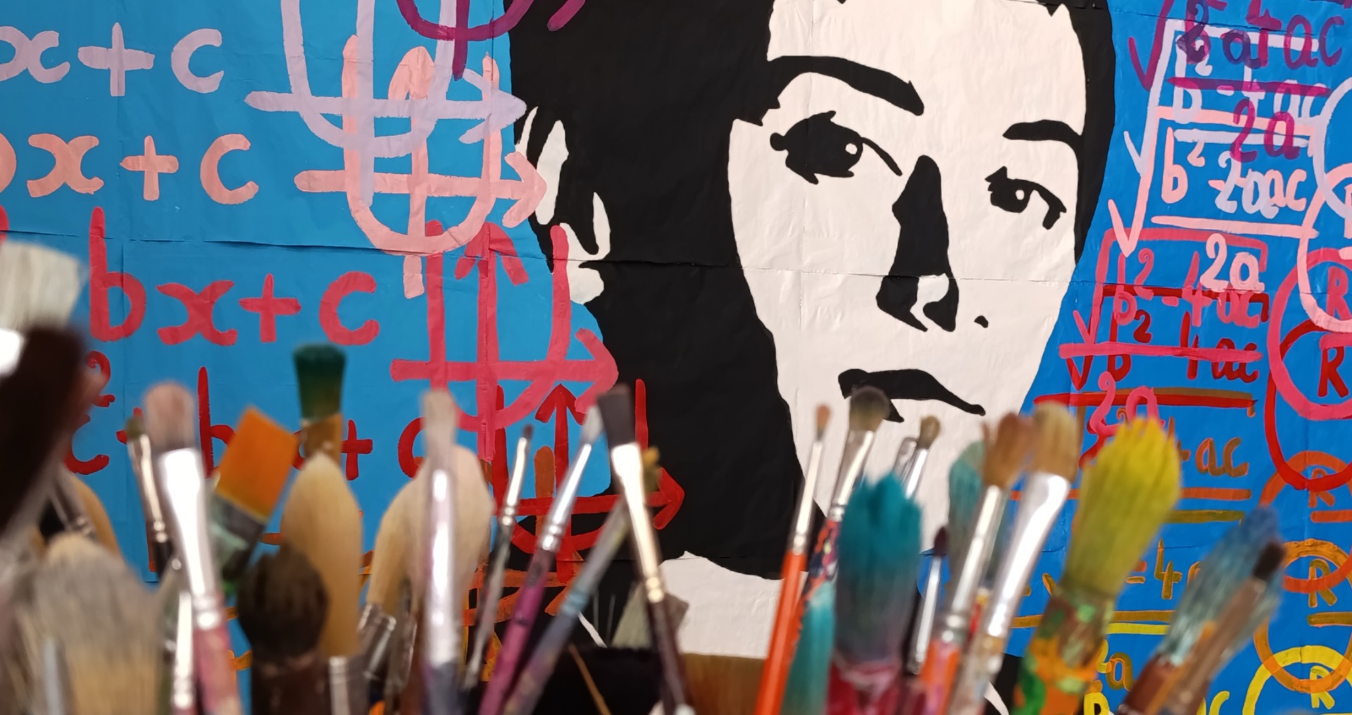 Art et mathématiques pour valoriser les femmes scientifiques